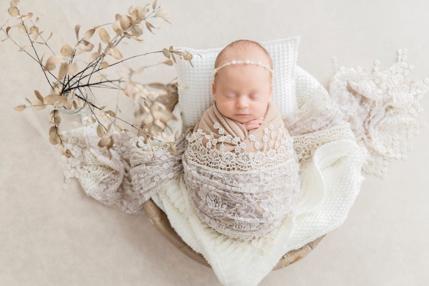 newbornshooting neugeborenenshooting babyshooting GeistFrei